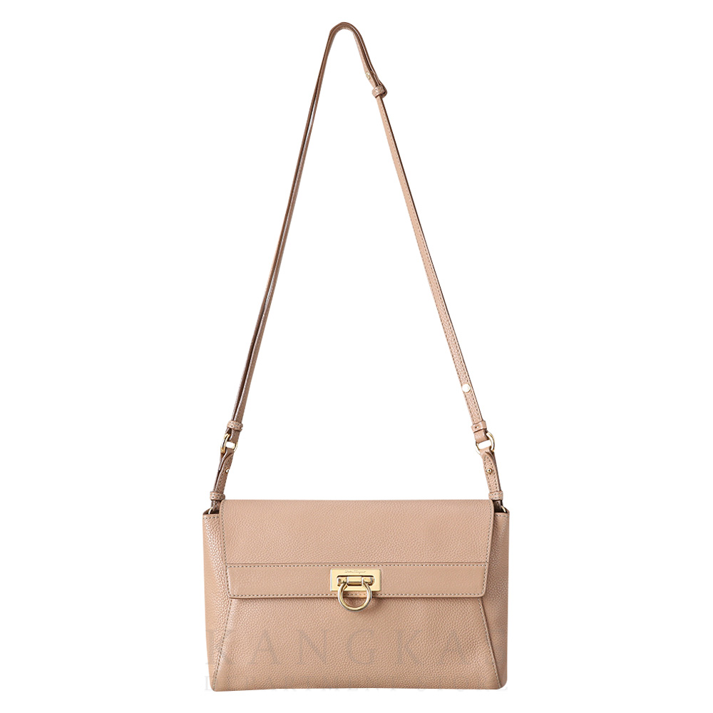 FERRAGAMO(USED)페레가모 간치니 로고 플랩 크로스백